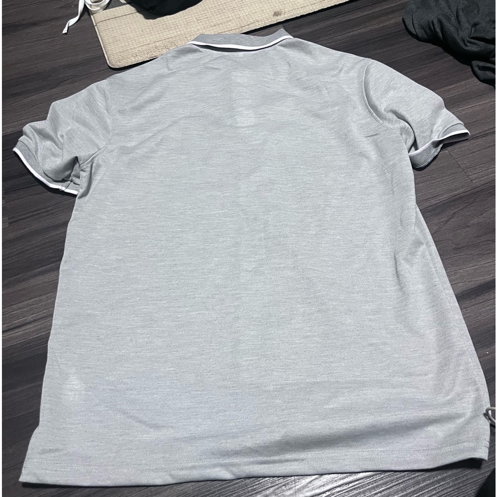 Men’s top - Picture 2 of 4